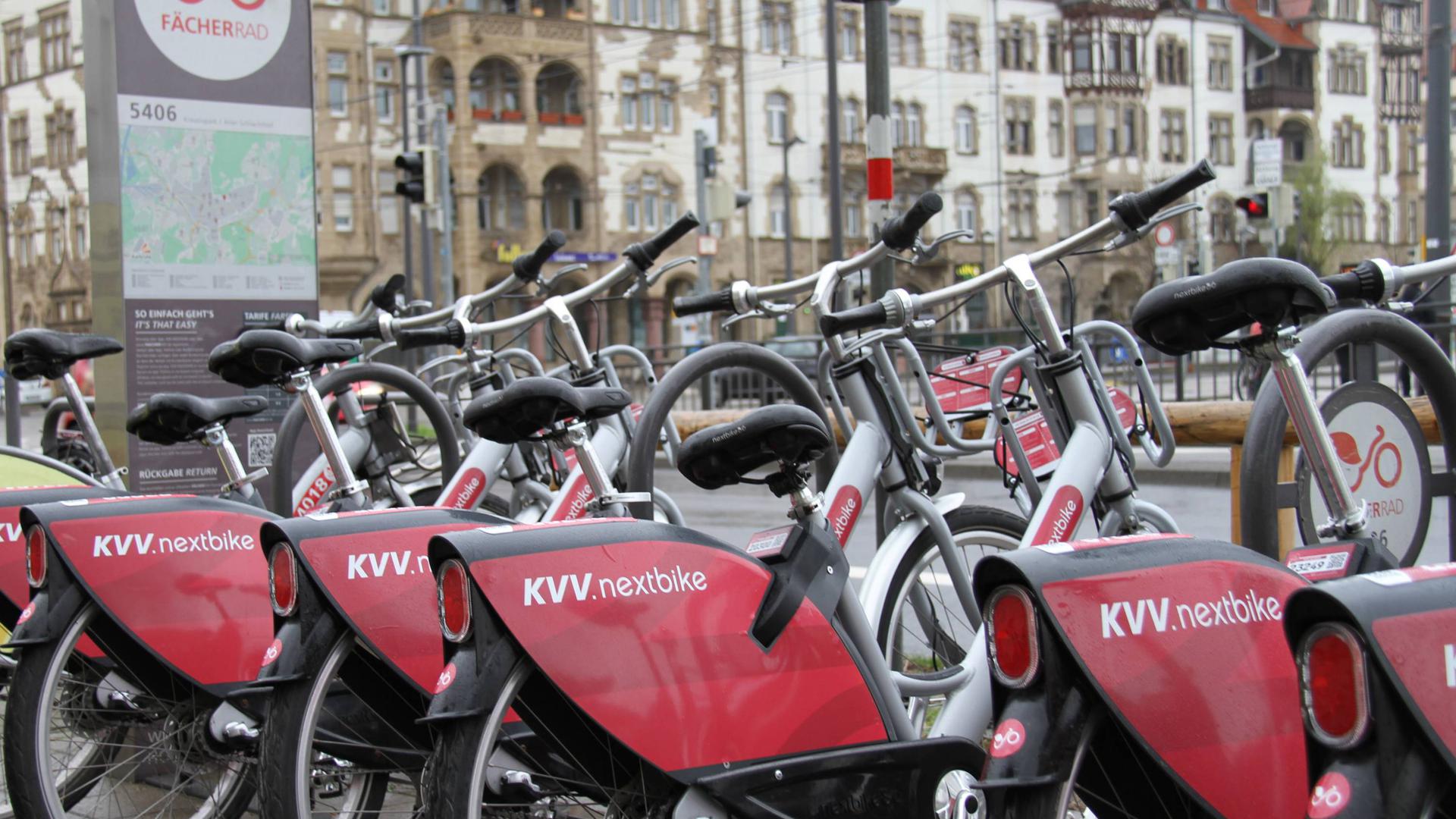 Früher Fächerrad, dann „KVV.nextbike“: Seit 2019 sind die Leihfahrräder in Karlsruhe unter diesem Namen bekannt. Nun übernimmt das Mobilitätsunternehmen „Tier“ den Fahrradverleiher.