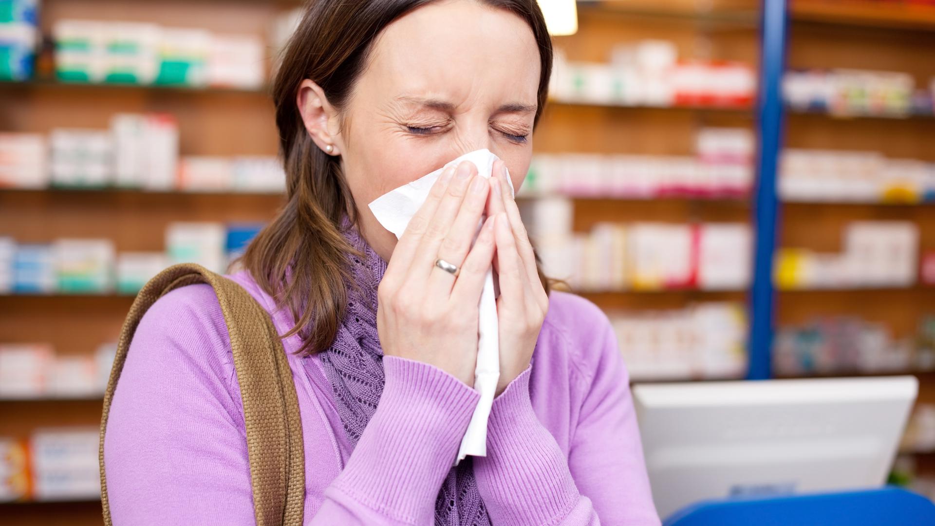 Bei Fragen und Beschwerden rund um das Thema Allergie sollte man die Experten der Apotheken vor Ort aufsuchen.