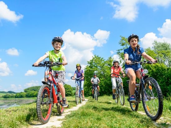 Tag des Fahrrads, Weltfahrradtag, Europäischer Tag des Fahrrads: Der 3. Juni steht für das beliebte Zweirad. Passend dazu bieten Verbände und Institutionen verschiedene Aktionen und Touren an.
