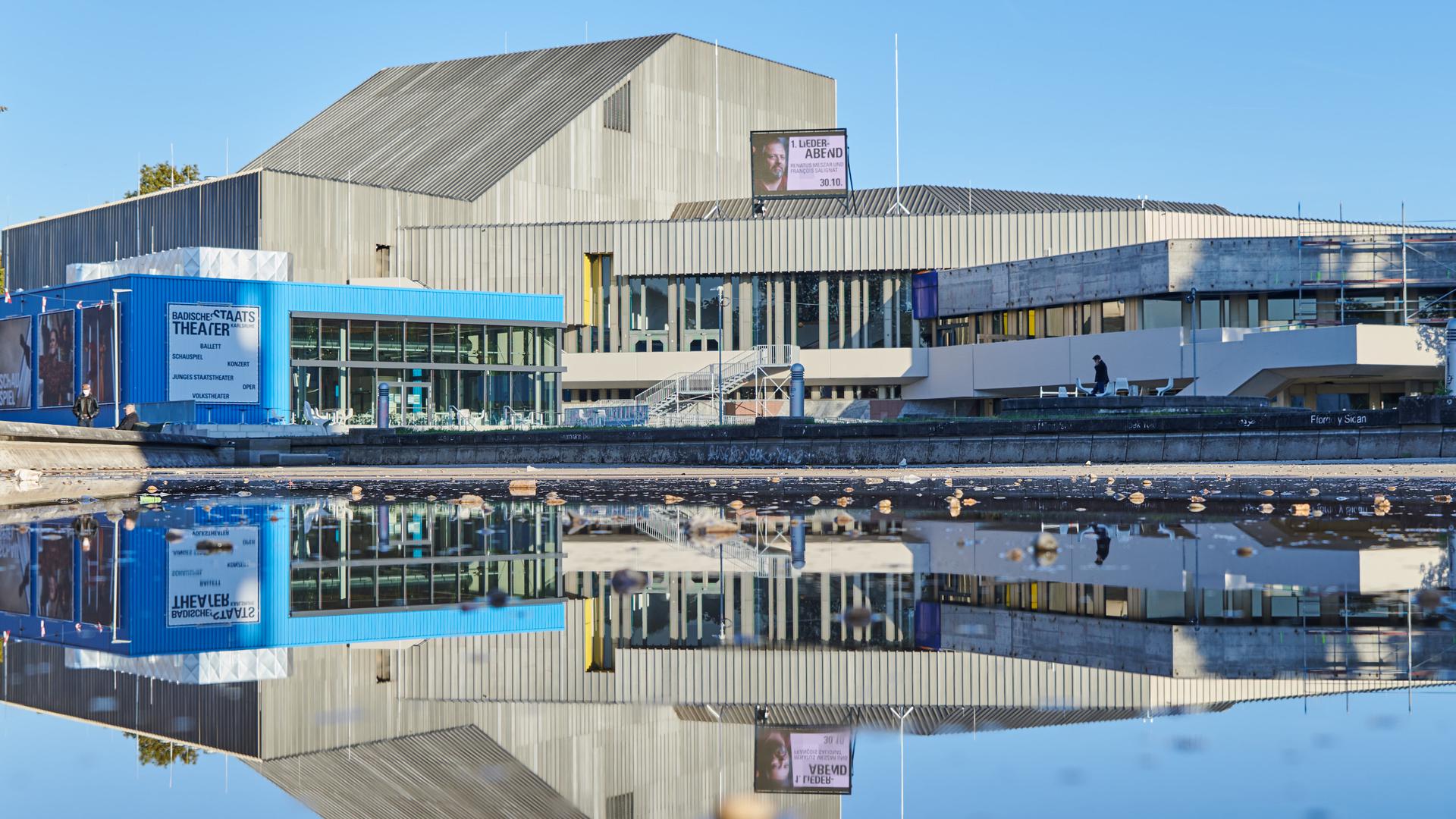 Badisches Staatstheater Karlsruhe im Oktober 2021