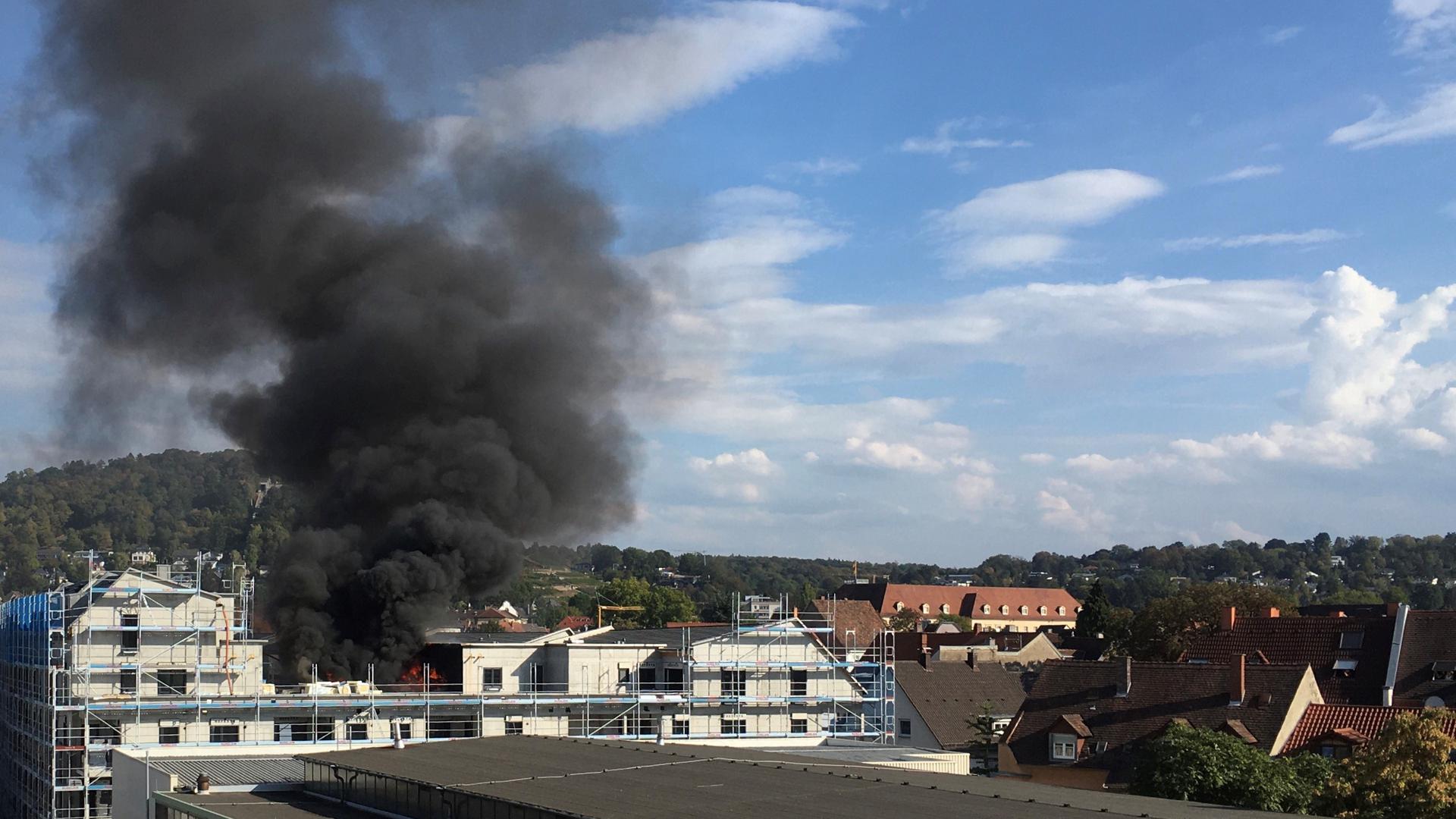 Brand eines Gewerbegebäudes in Durlach am Deinstag, 22. September.