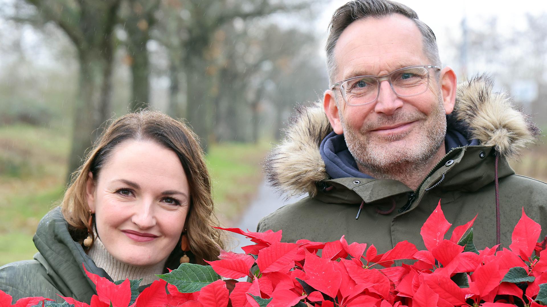 Am 21.12.2022 bereiten Linda Helbling und Jörg Zimmermann erneut ihr gemeinsames Projekt „Weihnachten nicht alleine" vor.