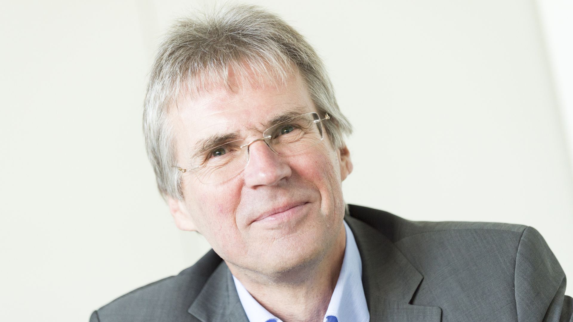 Professor Dr.-Ing. Holger Hanselka ist Präsident des KIT und Mitglied im Lenkungskreis der Plattform Lernende Systeme der Bundesregierung.