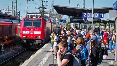 hauptbahnhof Karlsruhe nach 9 Euro Ticket