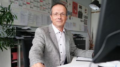 Rektor des Max-Planck-Gymnasiums Uwe Mueller