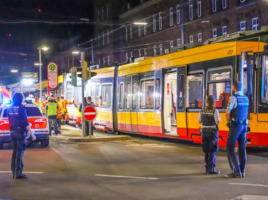 Unfall an der Haltestelle Moltkestraße