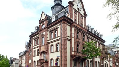 Karlsruhe: Aussenaufnahme des Verwaltungsgericht Karlsruhe. Am 28.04.2023 findet die Jahres-Pressekonferenz des  Verwaltungsgerichts statt. 