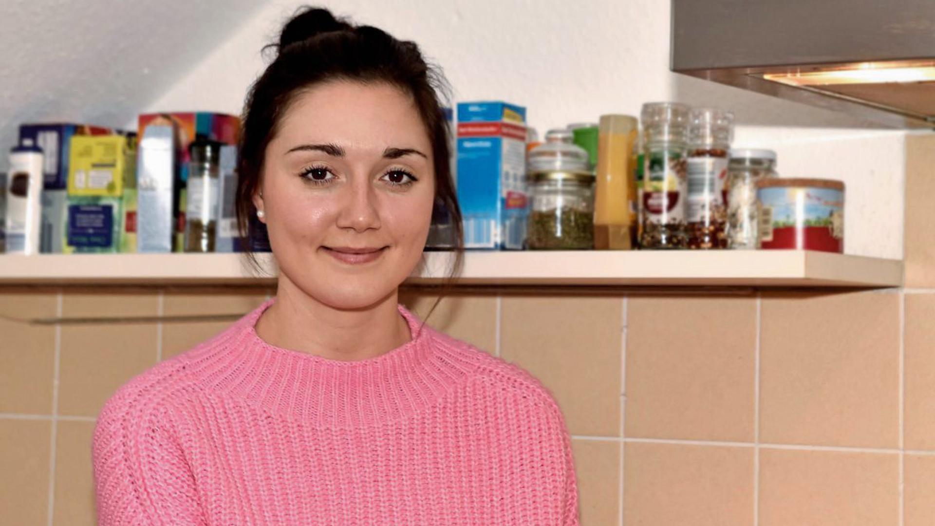 Die Studentin Daria Morosow (24) aus der Karlsruher Südweststadt ist heute um 19 Uhr bei VOX zu sehen, wie sie bei „Das perfekte Dinner“ ein Drei-Gänge-Menü zubereitet.