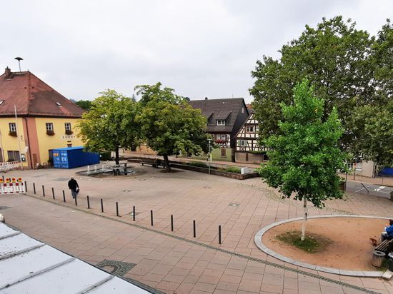 Zentrum der Gemeinde: Langensteinbach ist heute der größte Ortsteil von Karlsbad. Im dortigen Rathaus ist auch die Gemeindeverwaltung untergebracht.