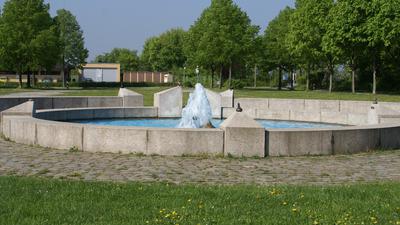 Wird wieder aufgebaut: Der Zwiebelbrunnen, den es seit der Landesgartenschau 1988 gibt. Wegen der Fetsplatzbebauung musste er weichen.  Sein neuer Standort ist in der Nähe des alten. 