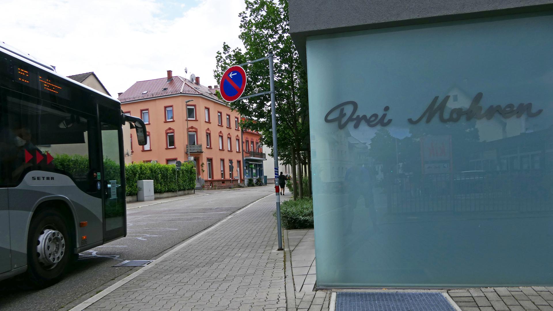 Erinnert an das frühere Hotel "Drei Mohren" in Ettlingen: die neue Wohnanlage in der Rheinstraße.
