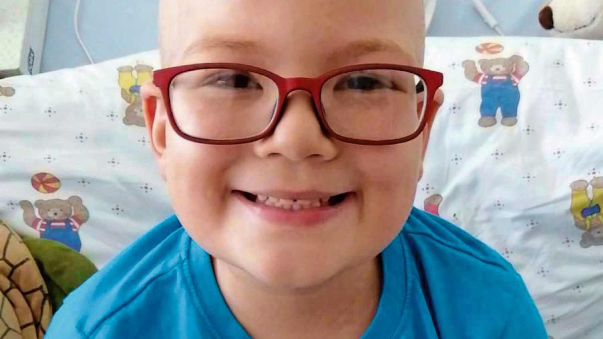 Der sechsjährige Julian ist an Leukämie erkrankt. Eine Knochenmarkspende könnte ihm helfen.