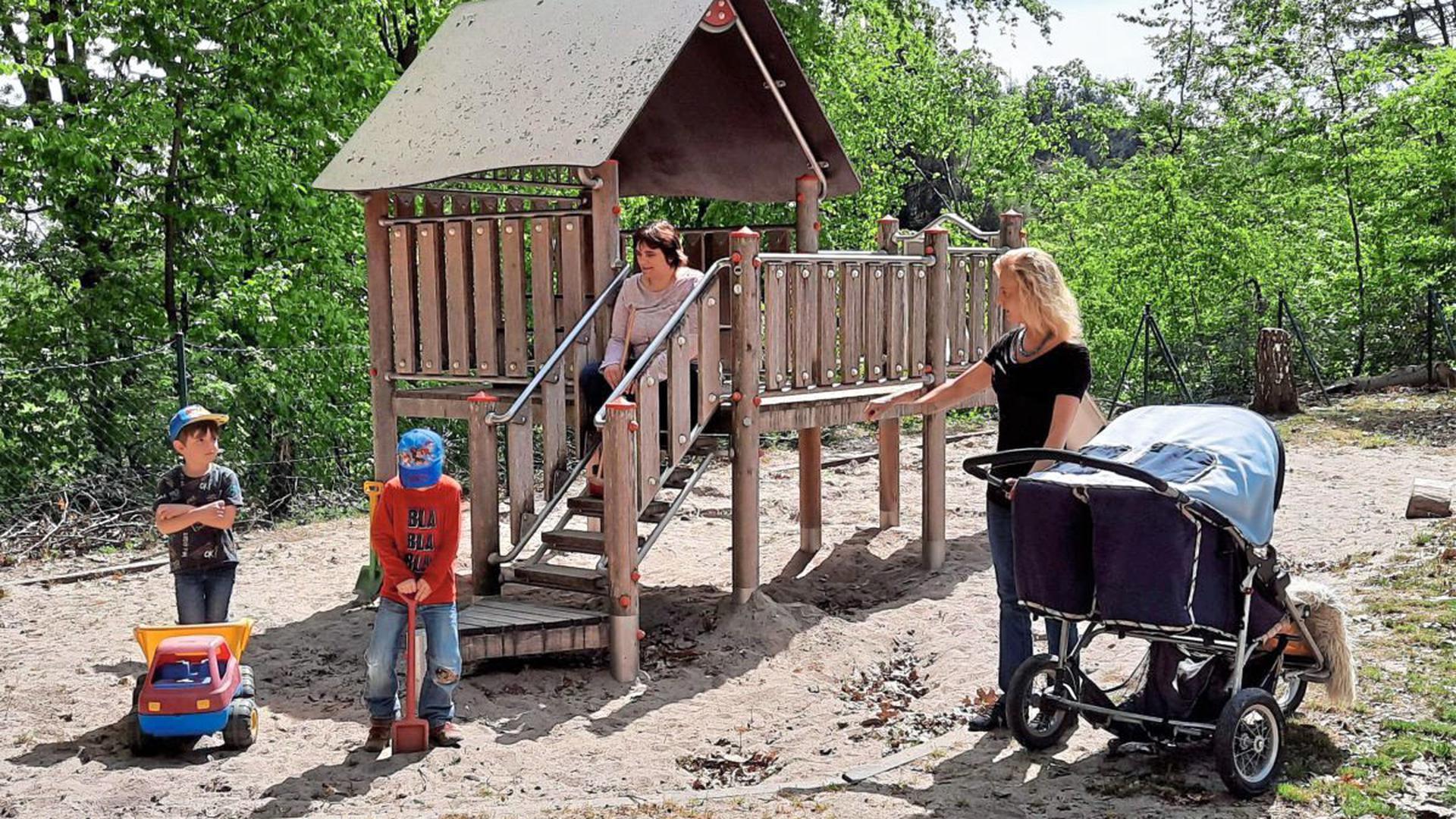Wesentlich weniger los war auf dem Spielplatz des Kindergartens in Schluttenbach noch Ende April: Damals gab es nur die Notbetreuung für Kinder mit systemrelevanten Eltern.