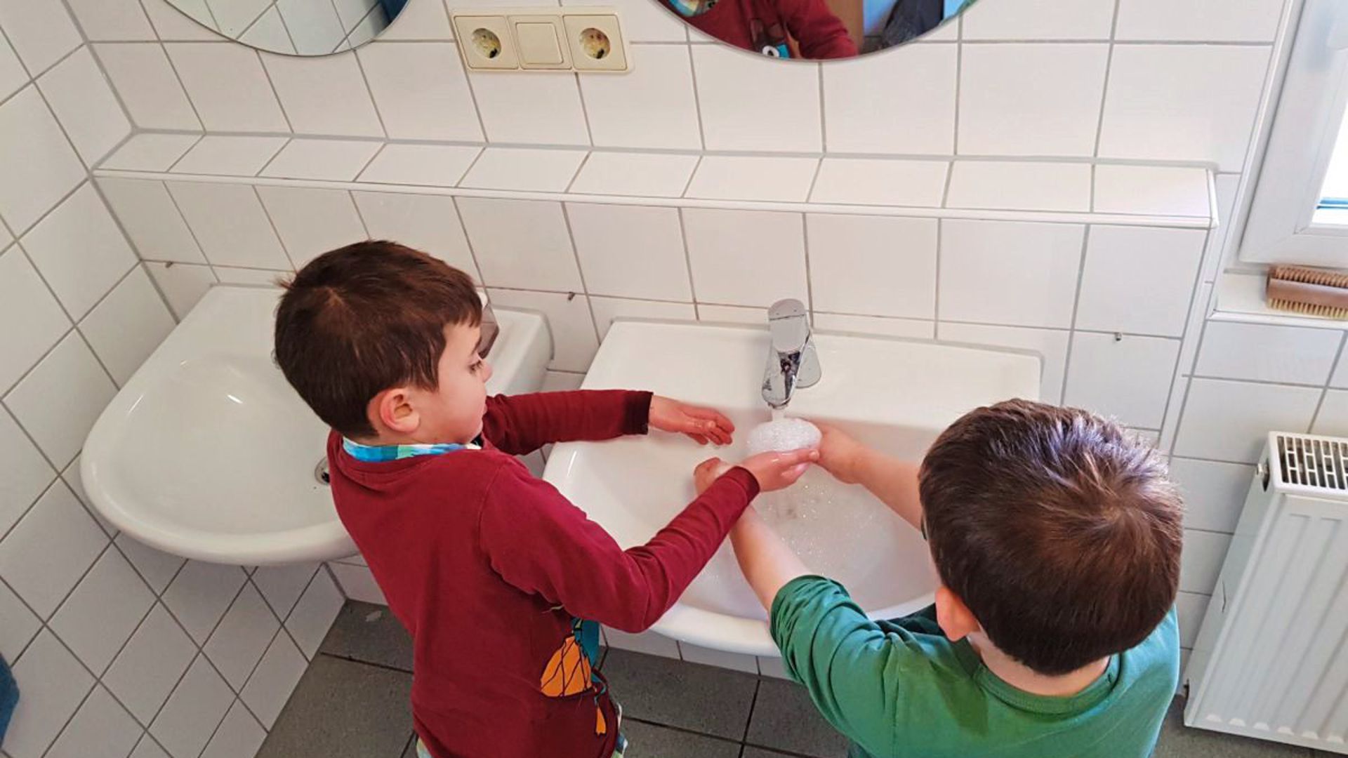 Zweimal Happy Birthday singen müssen die Jungs im Waldhaus Malsch jetzt beim Händewaschen. 20 Sekunden dauert das ungefähr – laut Gesundheitsamt die ideale Dauer, um Viren wegzuwaschen.