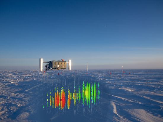 Das Kontrollzentrum des IceCube-Detektors am Südpol. Hier laufen die Daten der über 5000 tief im Eis eingefrorenen Sensoren zusammen.
