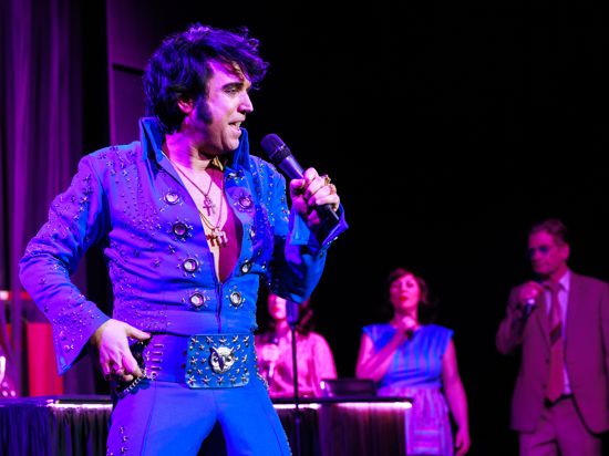 Szenenfoto aus „Elvis“ am Kammertheater Karlsruhe (Premiere am 3. Februar 2023)