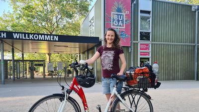 Fast 70 Kilometer fuhr BNN-Mitarbeiterin Julia Weller mit dem Fahrrad zur Bundesgartenschau nach Mannheim – ohne größere Vorbereitung.