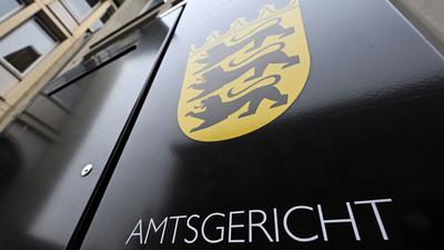 Urteil: Das Amtsgericht Karlsruhe hat den früheren Chef eines Dönerspieß-Großhandels zu drei Jahren Gefängnis wegen Steuerhinterziehung verurteilt.