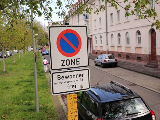 Anwohnerparken in der Hölderlinstraße