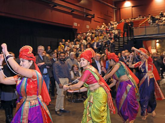 Indische Tanzgruppe beim Jahresempfang der Stadt Karlsruhe 