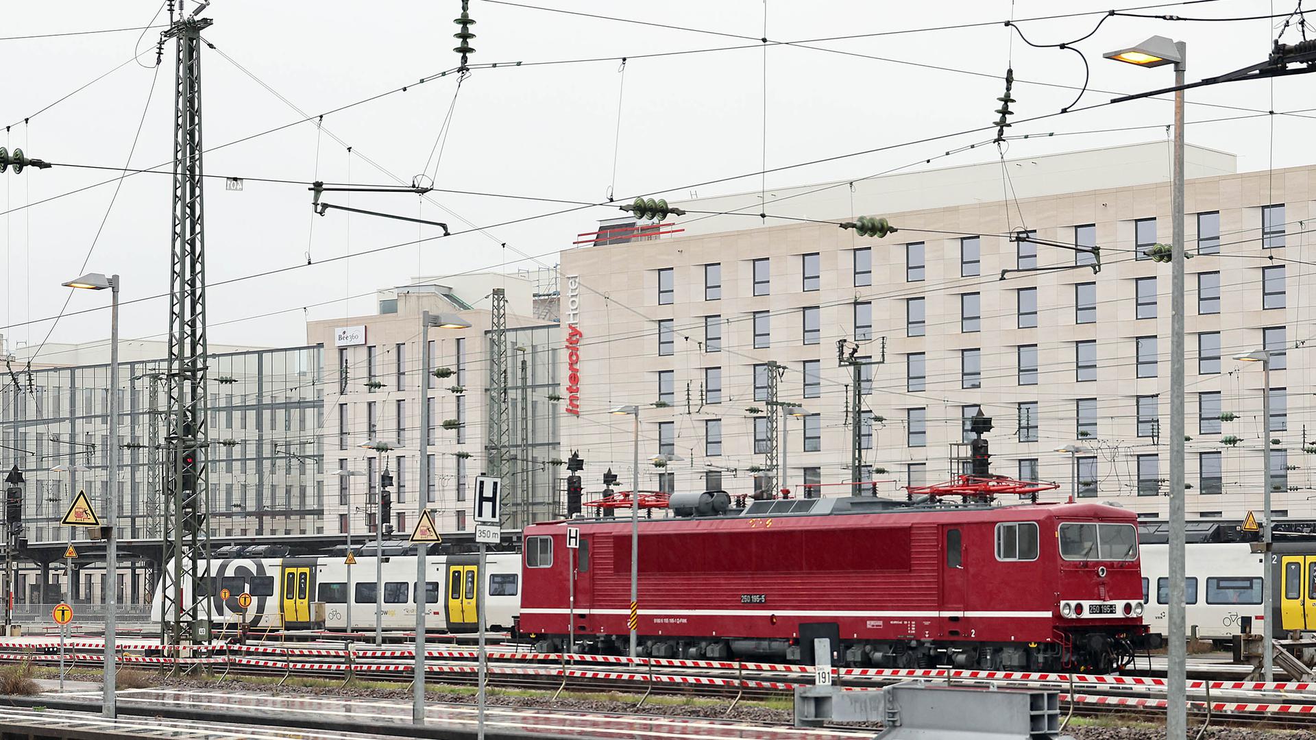 Das Projekt „KA DREI“ vom Hauptbahnhof Karlsruhe aus betrachtet.