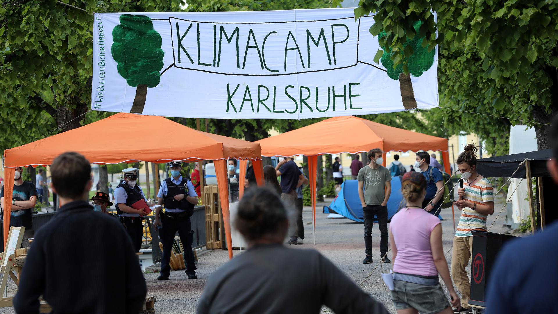 Klima-Camp auf dem Karlsruher Schlossplatz.