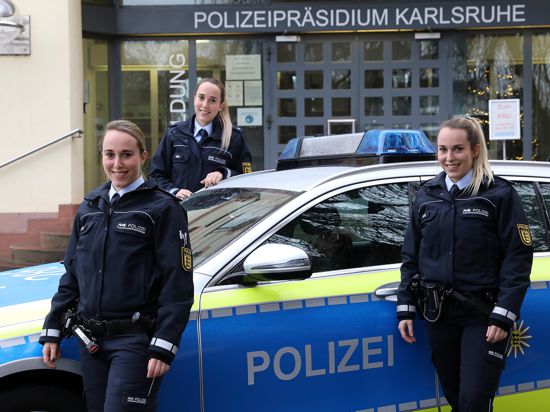 Frauenpower: Samira, Lara und Vanessa Böß sind nicht nur eineiige Drillinge sondern alle bei der Polizei tätig. Das ist weithin einmalig. 