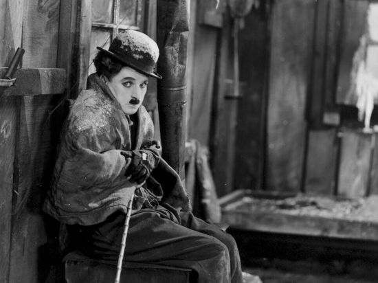 Szene aus „Goldrausch“ von und mit Charlie Chaplin