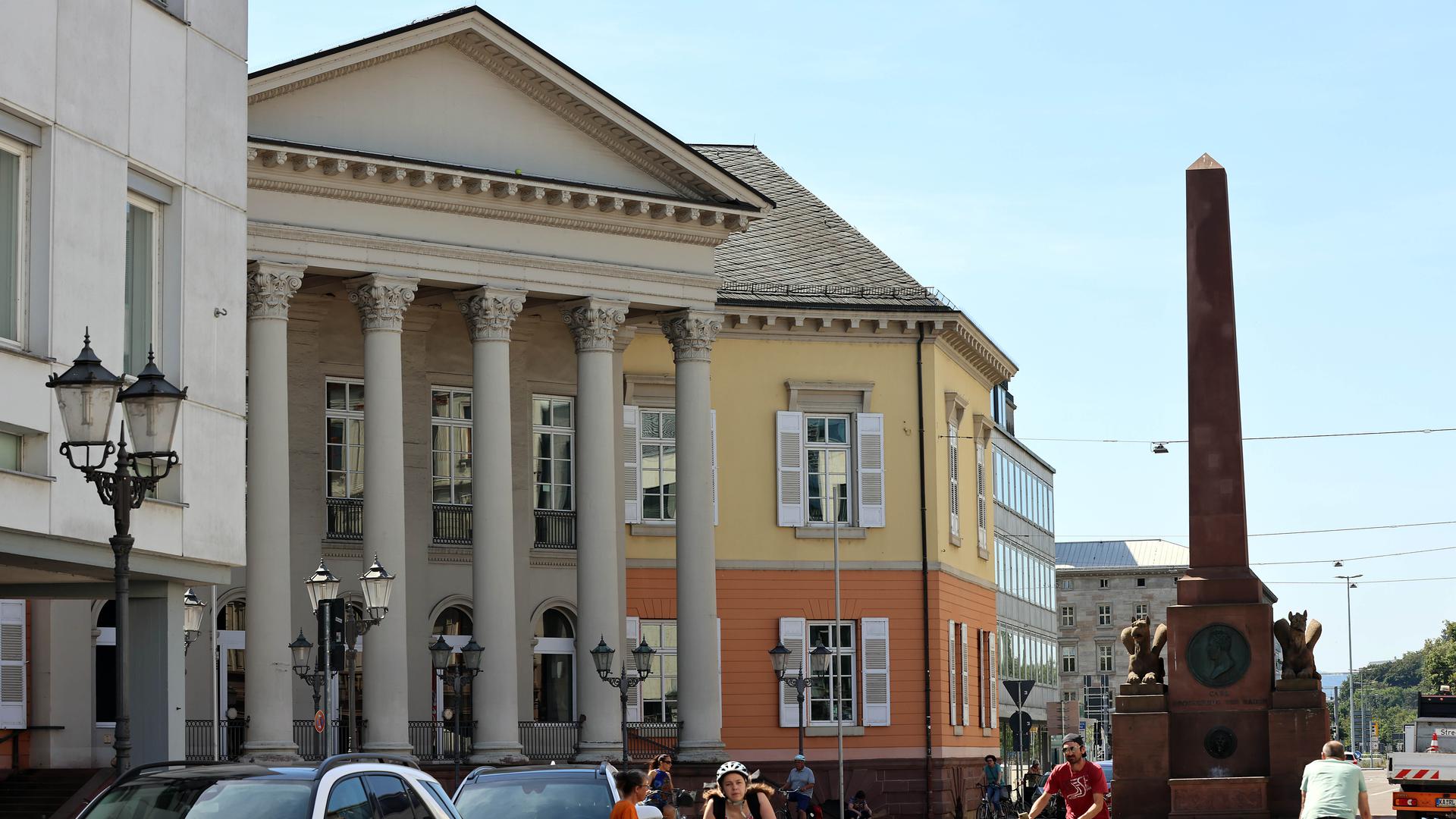 Stadtbildprägend: Das Markgräfliche Palais ist eines der bedeutendsten Bauwerk von Friedrich Weinbrenner.