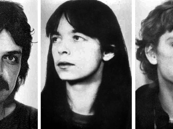 Die RAF-Mitglieder Ernst-Volker Staub (links), Daniela Klette und Burkhard Garweg (undatierte Fahndungsbilder des Bundeskriminalamts BKA).