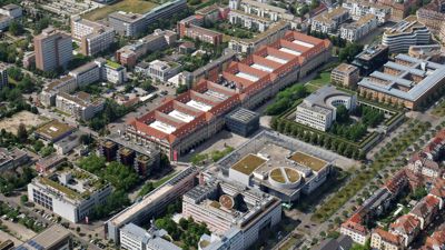 ZKM Karlsruhe
Hallenbau 
Luftbild vom Juni 2022