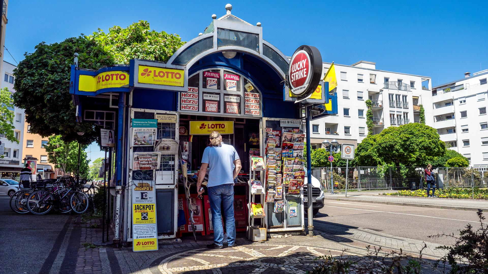Bestand gesichert: Der Kiosk am Kolpingplatz bleibt erhalten. Der scheidende Inhaber hat einen Nachfolger gefunden.