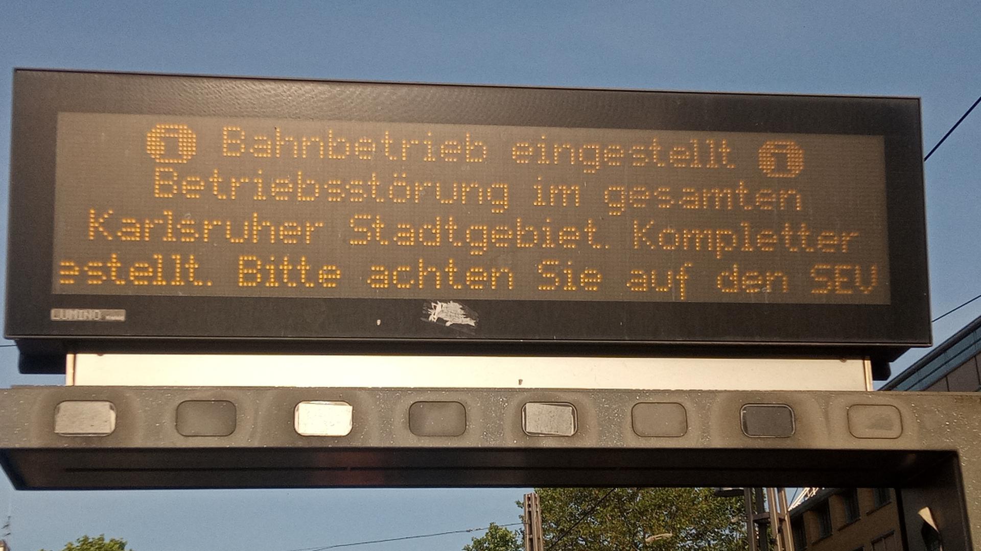 Bahnverkehr in Karlsruhe wegen Hitzeschäden eingestellt – viele Strecken am Mittwoch gesperrt