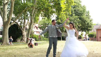 Ein Happy End: Patrik und Madeleine Bicak feiern wegen der Corona-Pandemie ihre Hochzeit im Sommer 2020 nicht wie geplant in der Slowakei, sondern in der Nikolauskapelle in Durlach. Mit der Entscheidung ist das Paar aber mehr als zufrieden.