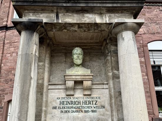 Denkmal Heinrich Hertz