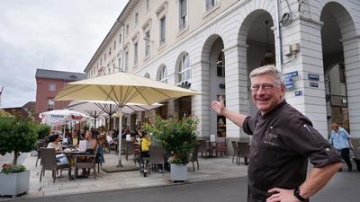 Vor dem Umbau: Der Konditorei-Unternehmer Stefan Böckeler hat viel vor mit seinem regional bekannten Kaffeehaus am Marktplatz. 