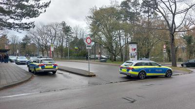 Polizei an der Europäischen Schule in der Waldstadt