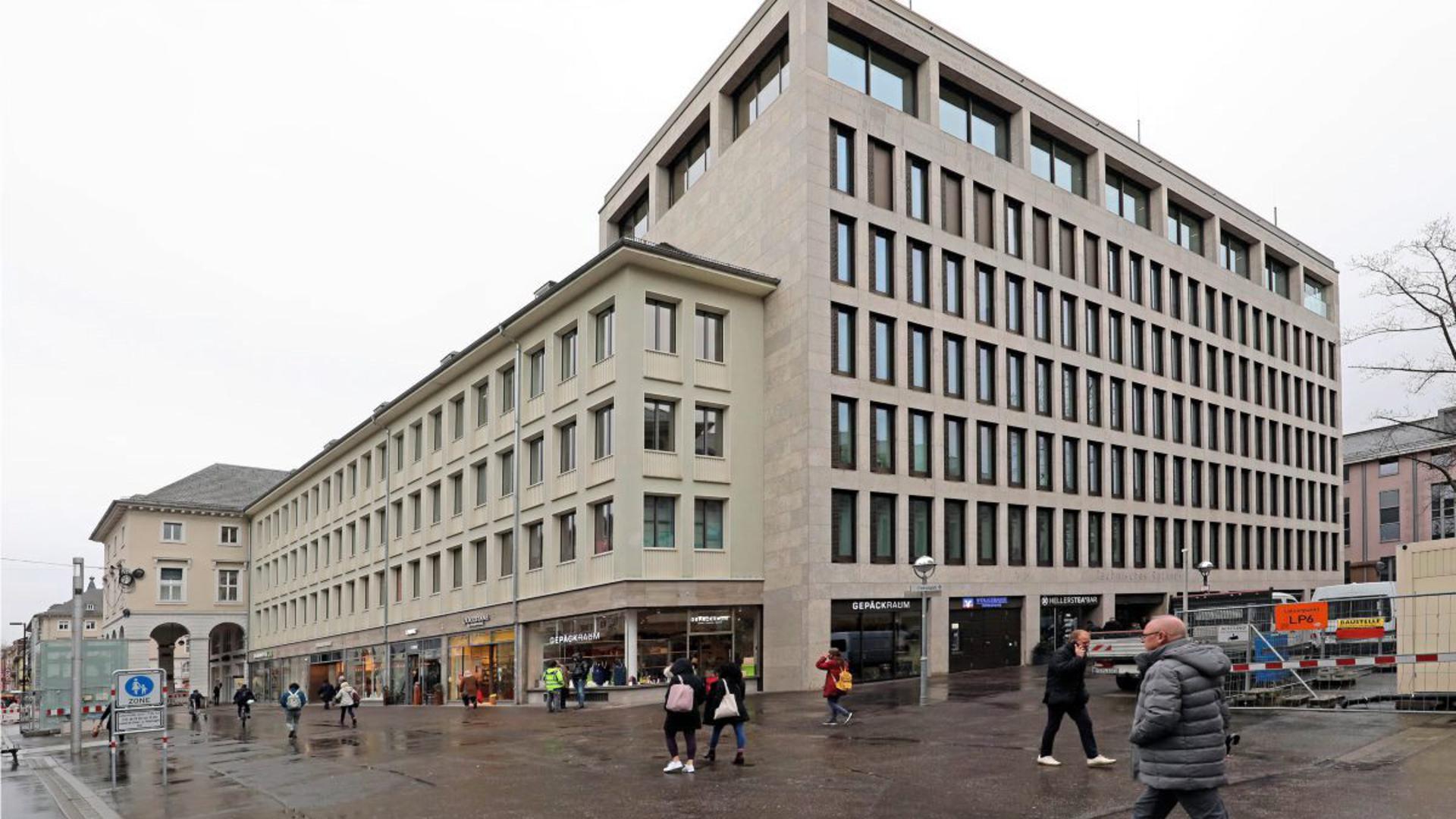 Im Erdgeschoss des Technischen Rathauses vermietet die städtische Fächer GmbH Ladenflächen, bevorzugt an inhabergeführte Geschäfte.
