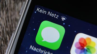 Die Aufschrift «Kein Netz» ist auf dem Bildschirm eines Mobiltelefons zu sehen. Der Handyempfang ist in vielen ländlichen Regionen Deutschlands noch immer sehr lückenhaft.