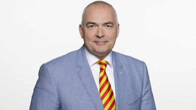 CDU-Politiker Axel E. Fischer mit seiner präferierten Krawatten-Farbkombination.