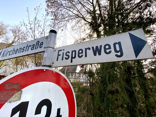 23.02.2021 Ungewöhnliche Straßennamen: Eggenstein Straßenschild „Fisperweg“