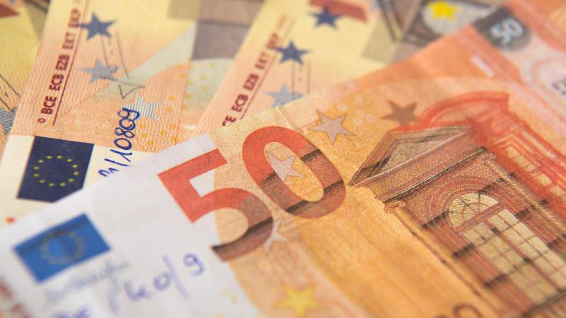 Gefälschte 50-Euro Banknoten