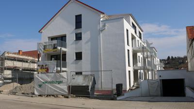  Neubau des Mehrfamilienhauses für das Projekt „Mittendrin leben“ als Außenansicht