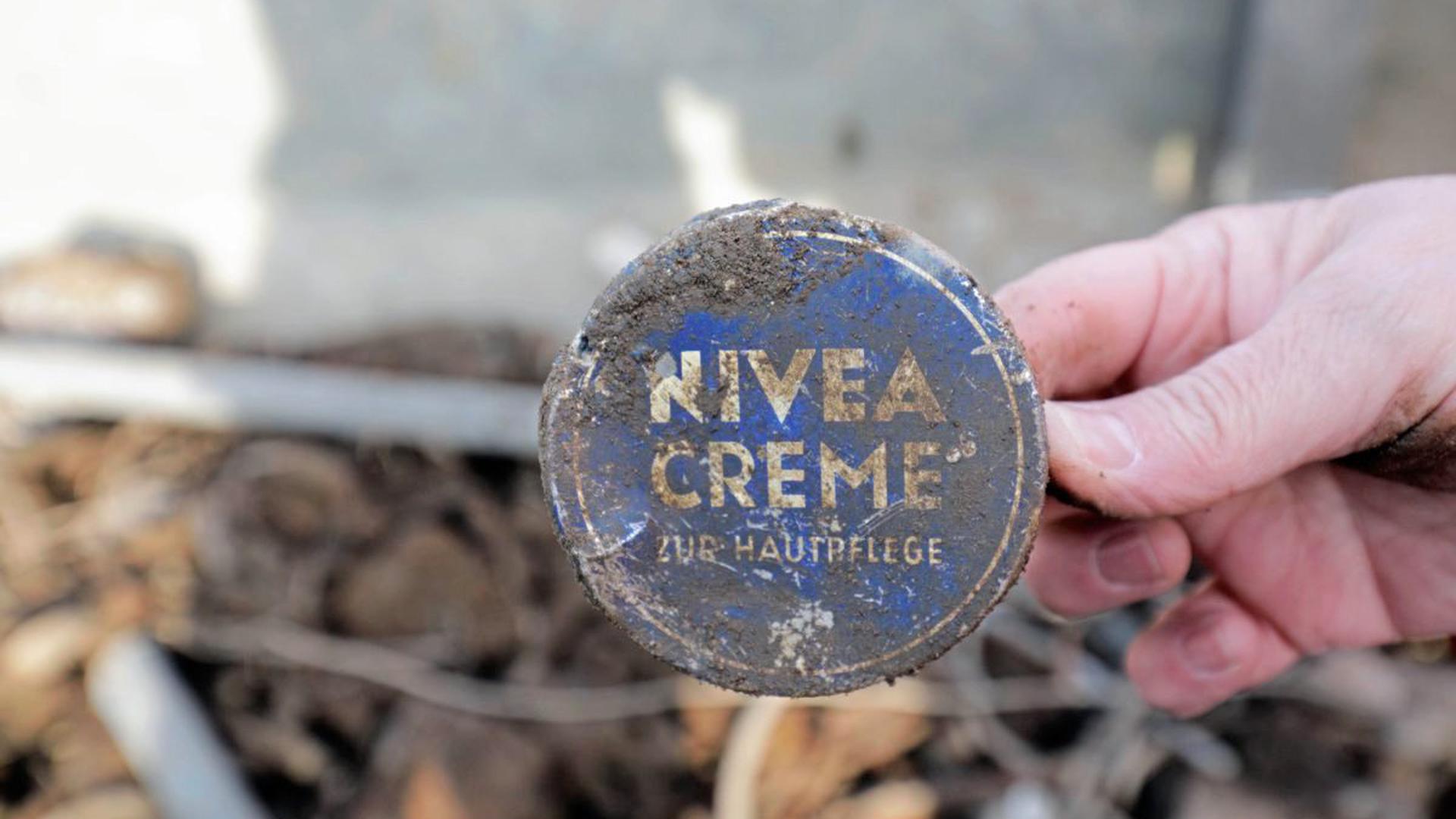 Begehrte Sammlerstücke sind Cremedosen der Kultmarke Nivea aus der Vorkriegszeit.