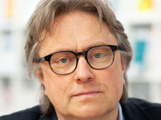 Thorsten Schulten leitet das Tarifarchiv des Wirtschafts- und Sozialwissenschaftlichen Instituts der Hans-Böckler-Stiftung