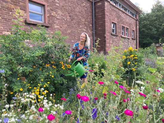 Urban Gardening in der Oststadt: Carola Dätz hilf mit