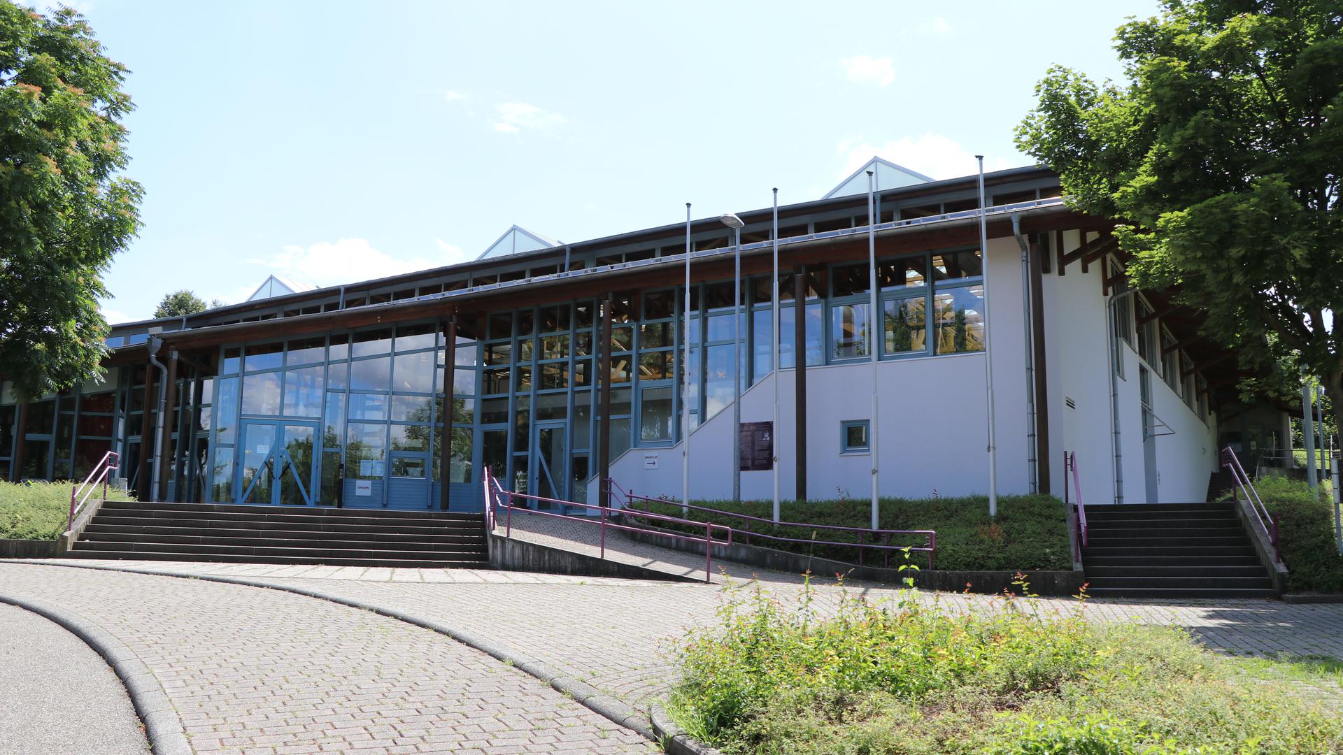 Die Interkommunale Ausbildungsbörse findet in der der Aschingerhalle in Oberderdingen statt.