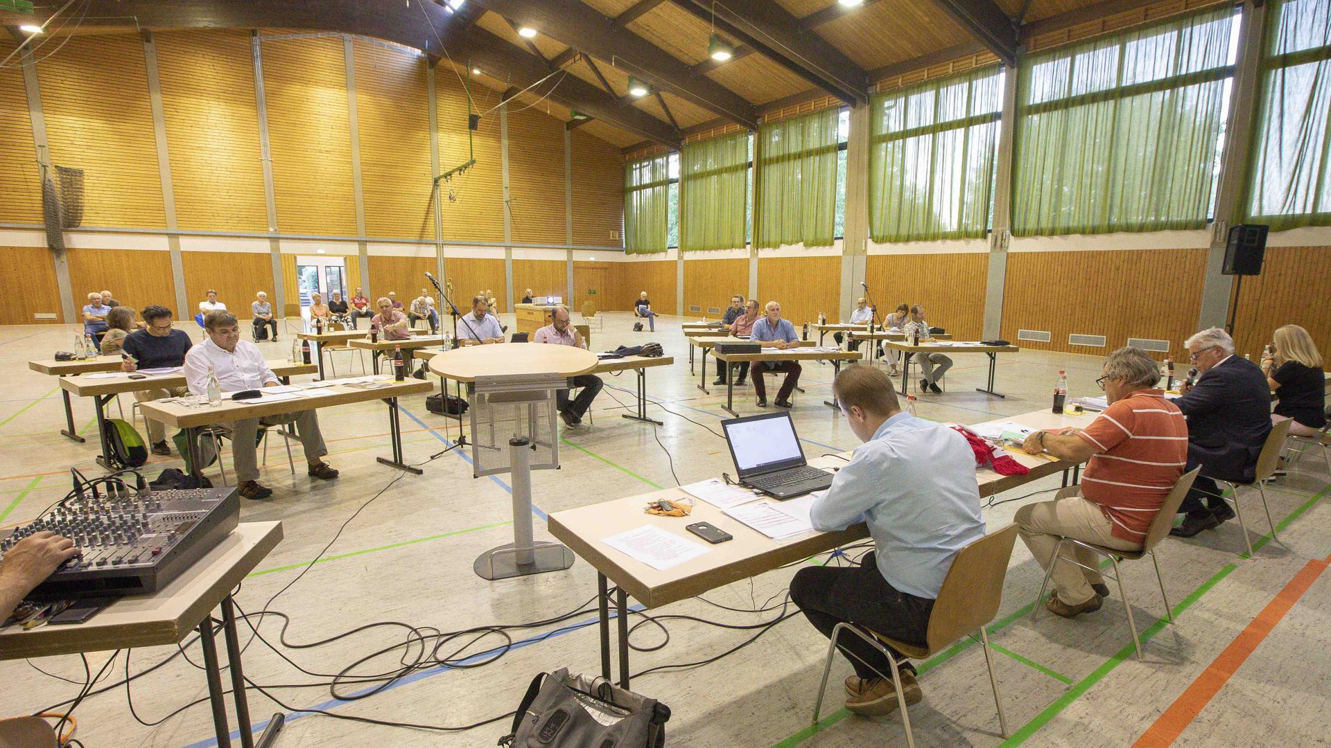 Die Sitzung des Gondelsheimer Gemeinderats fand in der Saalbachhalel statt.