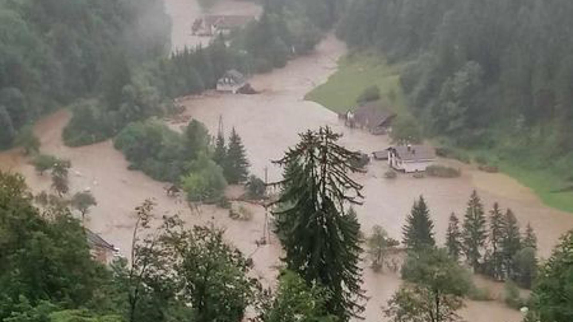 Überflutete Schlucht in Slowenien Anfang August 2023.