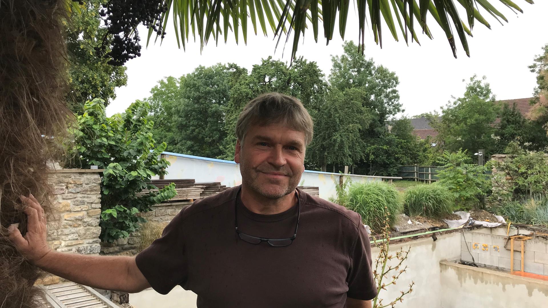 Mehr Aufträge: Der Gartenspezialist Thorsten Schwuchow hat seit der Krise so viel zu tun, dass er seinen Schaugarten nicht fertigstellen kann.